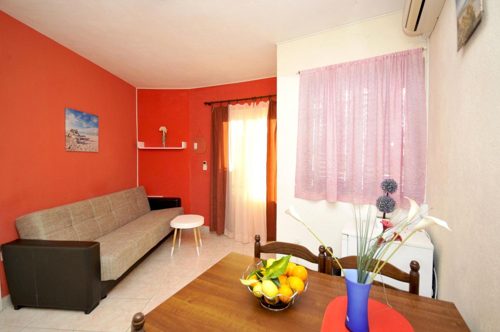 Apartments With A Parking Space Okrug Donji, Ciovo - 13732 Donji Okrug Quarto foto